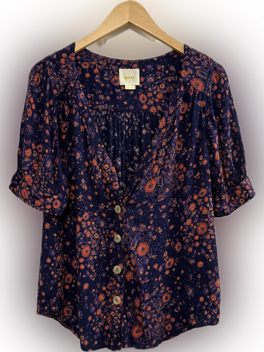 $7 bundle item-Anthropologie Maeve button down floral blouse